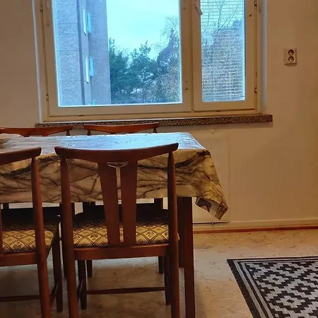 Huoneisto Cozy Easy-to-stay 2room 1km From Centre